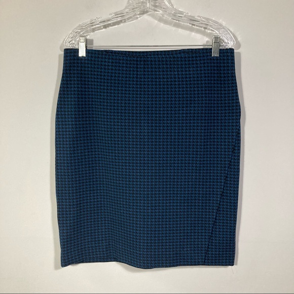 J. Jill Ponte Blue Houndstooth Faux Wrap Pull On Pencil Skirt Sz M Petite - Picture 1 of 3